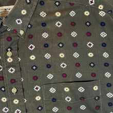 Load image into Gallery viewer, Vintage Natural Issue Khaki Green Patterned Long Sleeve Button-Up Cotton Shirt
