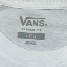 Load image into Gallery viewer, VANS &quot;Classic Fit&quot; Skater Logo Spellout Graphic Short Sleeve T-Shirt
