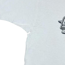 Load image into Gallery viewer, Reebok NBA SAN ANTONIO SPURS &quot;2005 Champions&quot; Basketball Graphic White T-Shirt
