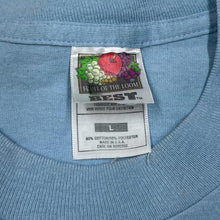 Load image into Gallery viewer, Vintage 90’s GEAR SOUTH “Williamsburg 1997” Souvenir Graphic Single Stitch T-Shirt
