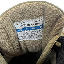 Load image into Gallery viewer, Vintage ADIDAS RESPONSE (1999) Outdoor Hiking Running Sneakers Shoes Trainers
