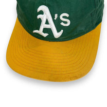 Load image into Gallery viewer, Vintage MLB OAKLAND A’s Oakland Athletics Embroidered Team Logo Baseball Cap
