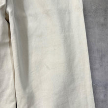 Load image into Gallery viewer, Vintage 90's C&amp;A Faded Out Classic Cream Denim Tapered Fit Mom Jeans

