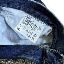 Load image into Gallery viewer, Vintage LEE JEANS &quot;Brooklyn&quot; Made In Malta Classic Blue Straight Leg Regular Fit Denim Jeans
