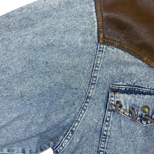 Load image into Gallery viewer, Vintage Arizona Jeans Cowboy Western Blue Denim Metal Popper Long Sleeve Shirt
