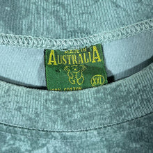 Load image into Gallery viewer, Vintage Australia Zoo "Crocodile" Souvenir Graphic Green Tie Dye Cotton T-Shirt

