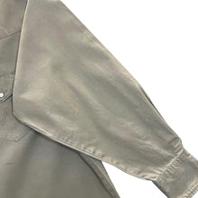 Load image into Gallery viewer, Vintage Wrangler Cowboy Western Pearl Snap Popper Heavy Cotton Distressed Shirt
