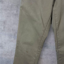 Load image into Gallery viewer, Carhartt "Sid Pant" Classic Beige Skater Slim Fit Chino Trousers

