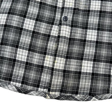 Load image into Gallery viewer, Early 00&#39;s WATSON&#39;S Lumberjack Plaid Check Lightly Padded Flannel Over Shirt
