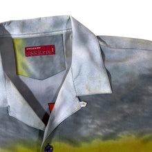 Load image into Gallery viewer, Early 00&#39;s Reynolds &amp; Perry RP55 (2001) The Hustler Gangster Hip Hop Short Sleeve Shirt
