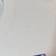 Load image into Gallery viewer, Vintage 90's Delta Fort Worth, Texas USA Souvenir Graphic White Cotton T-Shirt
