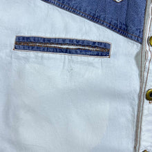 Load image into Gallery viewer, Vintage John Baner Cowboy Western Embroidered Native White Blue Short Sleeve Shirt
