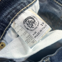 Load image into Gallery viewer, Early 00&#39;s DIESEL INDUSTRY Made In Italy Blue Denim Slim Fit Jeans
