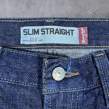 Load image into Gallery viewer, Levi&#39;s 514 Red Tab Slim Straight Dark Blue Denim Jeans
