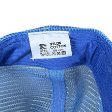 Load image into Gallery viewer, Vintage DIPPIN' DONUTS Souvenir Graphic Mesh Trucker Baseball Cap
