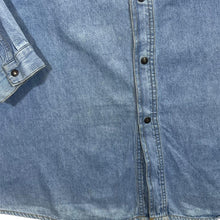 Load image into Gallery viewer, Vintage Arizona Cowboy Western Faux Leather Panel Blue Denim Popper Long Sleeve Shirt
