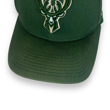 Load image into Gallery viewer, New Era NBA MILWAUKEE BUCKS Embroidered Basketball Logo Baseball Cap

