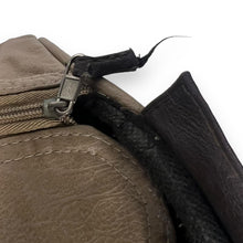 Load image into Gallery viewer, Vintage FRED PERRY Classic Laurel Logo Spellout Graphic Weekend Holdall Duffle Carry Bag
