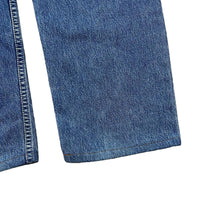 Load image into Gallery viewer, LEVI&#39;S 522 Slim Tapered Classic Blue Denim Jeans
