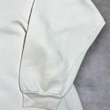 Load image into Gallery viewer, Vintage Top Stitch By Morning Sun Embroidered Bird Nature Cream Sweatshirt
