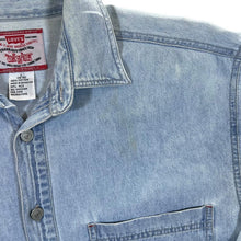 Load image into Gallery viewer, Vintage LEVI&#39;S Classic Blue Wash Denim Metal Button Long Sleeve Shirt
