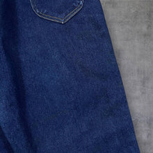Load image into Gallery viewer, Vintage Lee Riders Classic Blue Denim Straight Leg Regular Fit Jeans
