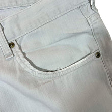 Load image into Gallery viewer, Vintage Lee &quot;Brooklyn&quot; Made in Malta Light Grey Straight Leg Denim Jeans
