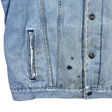 Load image into Gallery viewer, LEVI&#39;S Classic Red Tab Sherpa Fleece Lined Trucker Blue Denim Jacket
