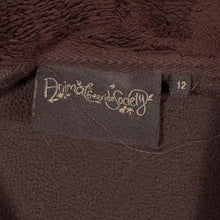 Load image into Gallery viewer, Animal Surfer Y2K Embroidered Spellout Brown Fleece 1/4 Zip Lightweight Sweatshirt
