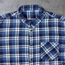 Load image into Gallery viewer, Vintage Halfmoon Navy White Blue Check Long Sleeve Cotton Flannel Shirt
