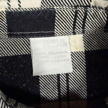 Load image into Gallery viewer, Black White Plaid Flannel Shirt Double Pocket Check Grunge Workwear S M
