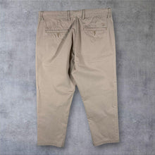 Load image into Gallery viewer, GANT New Haven Beige Normal Waist Regular Fit Chino Trousers
