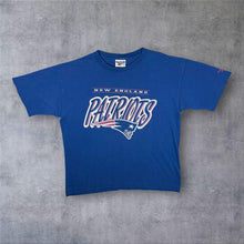 Load image into Gallery viewer, Vintage Reebok NFL New England Patriots Football Graphic Blue Single Stitch T-Shirt

