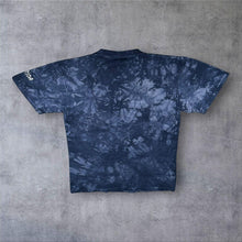 Load image into Gallery viewer, Vintage Back To Earth "Florida" Wolf Animal Wildlife Blue Tie Dye Cotton T-Shirt
