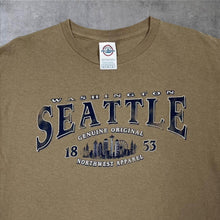Load image into Gallery viewer, Delta Seattle “Washington” USA Souvenir Spellout Graphic T-Shirt
