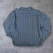 Load image into Gallery viewer, Levi's Classic Blue Mix White Check Long Sleeve Button-Down Cotton Shirt
