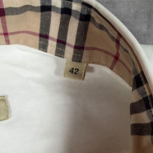 Load image into Gallery viewer, Burberry London Shirt Mens 42 Large White Slim Fit Nova Check Collar
