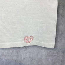 Load image into Gallery viewer, Vintage America The Beautiful Floral Souvenir Graphic Single Stitch T-Shirt
