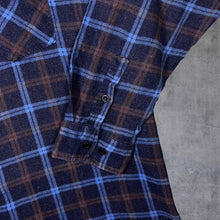 Load image into Gallery viewer, Vintage Speed.A Navy Blue Brown Plaid Check Cotton Long Sleeve Flannel Shirt
