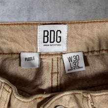 Load image into Gallery viewer, BDG Urban Outfitters Puddle Swirl Print Jeans W30 L32 Beige Wide Leg
