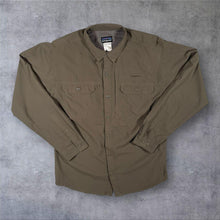 Load image into Gallery viewer, Patagonia Sol Patrol Shirt Mens M 54257 Fly Fishing Trout Logo Vented Khaki
