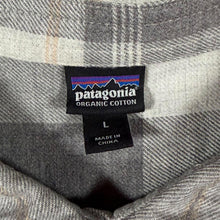 Load image into Gallery viewer, Patagonia Aspen Forest Tunic Womens L Organic Cotton Plaid Shirt 53235

