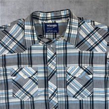 Load image into Gallery viewer, Vintage 90's Wrangler Cowboy Cut Regular Fit X-Long Tails Western Check Popper Shirt
