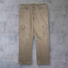 Load image into Gallery viewer, Wrangler Cargo Trousers Mens W34 L32 Beige Khaki Utility Combat Y2K Skater

