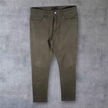 Load image into Gallery viewer, Oakley Trousers 34W 32L Olive Green Regular Fit Chino Utility Gorpcore
