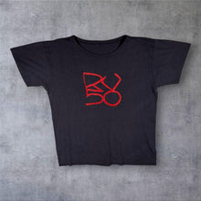 Load image into Gallery viewer, Vintage 80s Graphic T Shirt Single Stitch Faded Black Red Abstract USA
