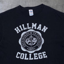 Load image into Gallery viewer, Delta Hillman College College Logo Spellout Graphic T-Shirt
