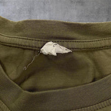 Load image into Gallery viewer, Early 00’s Cape Town “South Africa” BIG 5 Souvenir Animal Nature Wildlife Graphic T-Shirt

