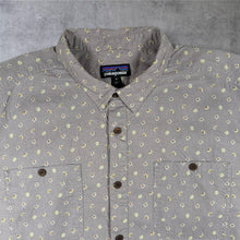 Load image into Gallery viewer, Patagonia Back Step Shirt Mens XL Floral Hemp Organic Cotton STY53139 SP21
