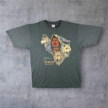 Load image into Gallery viewer, Vintage 90s Jerzees Wolf Graphic T Shirt XL Made USA Branson Missouri Nature
